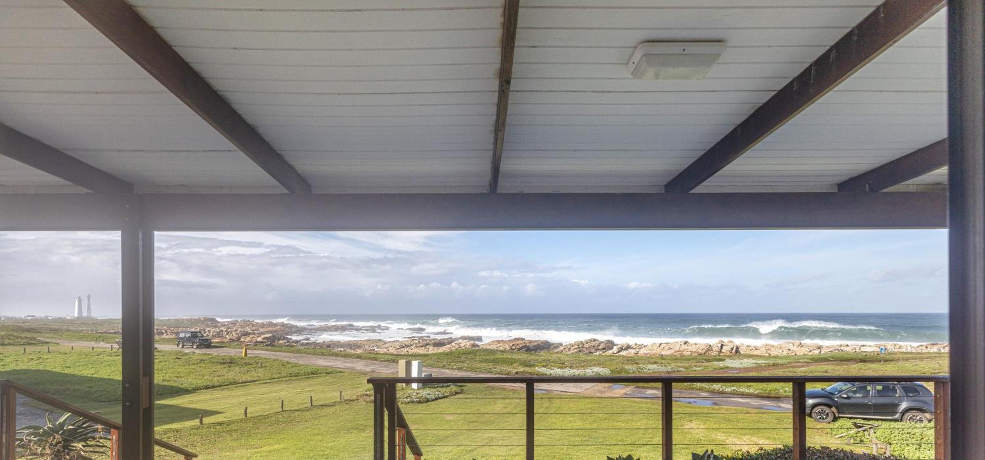 The Beauty Of The Wildside 3 Bedroom Cape St. Francis